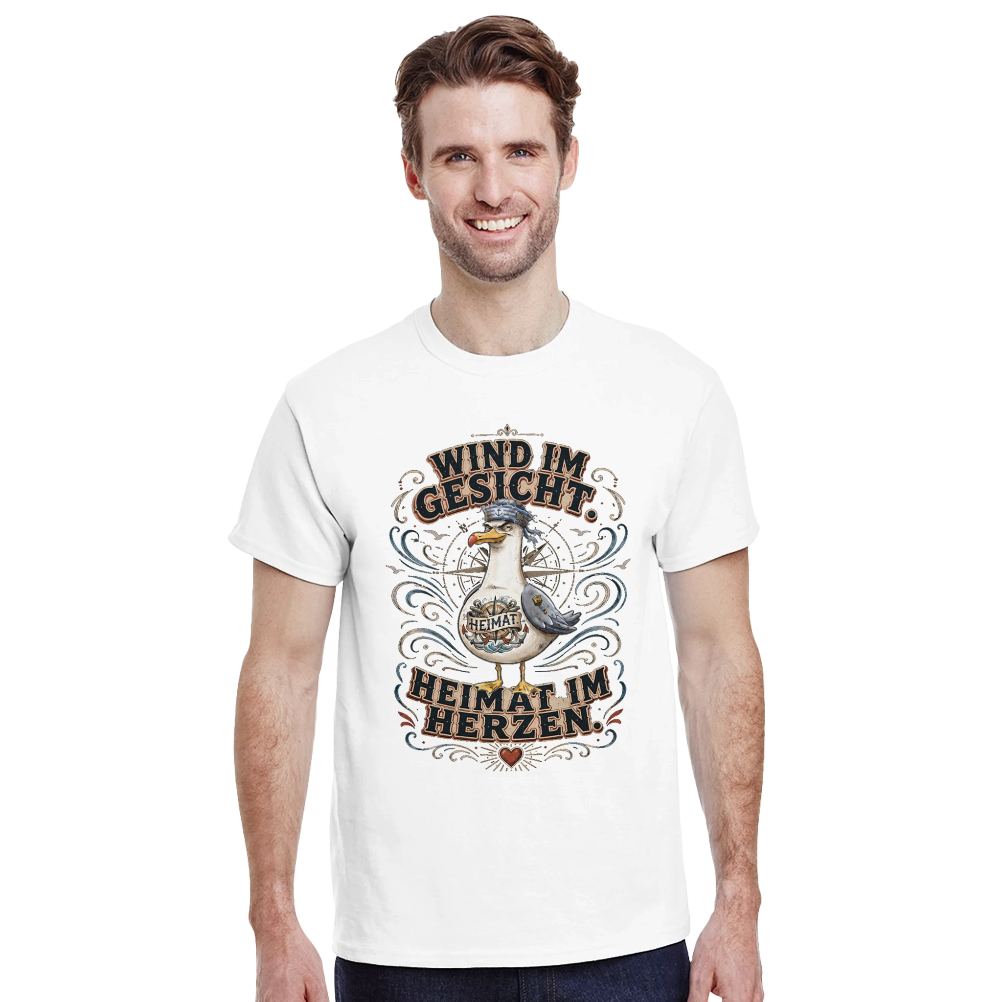 T-Shirt in Sand mit Motiv „Wind im Gesicht. Heimat im Herzen. Möwe“
