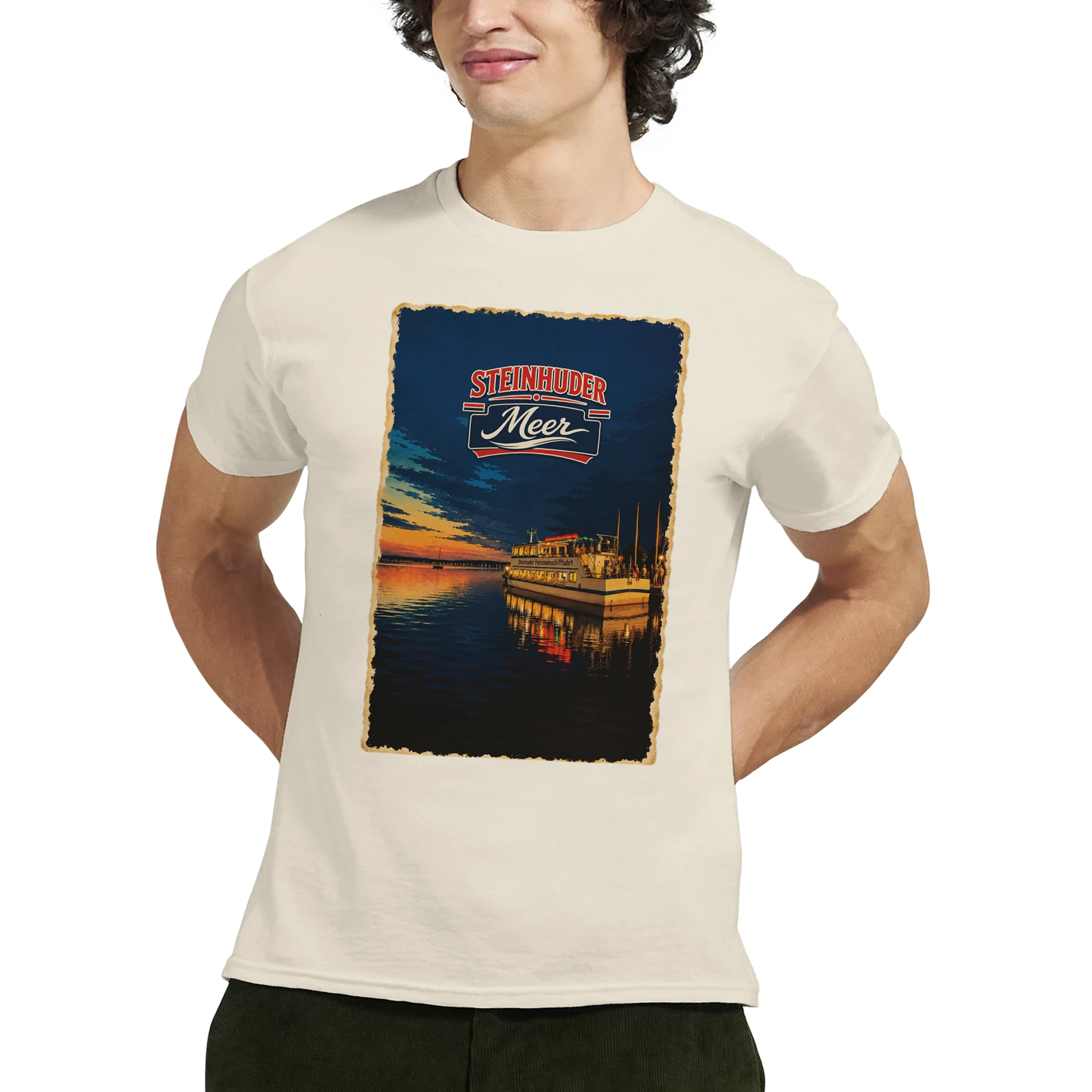 T-Shirt in Sand mit Motiv „MS Steinhude Abendstimmung“