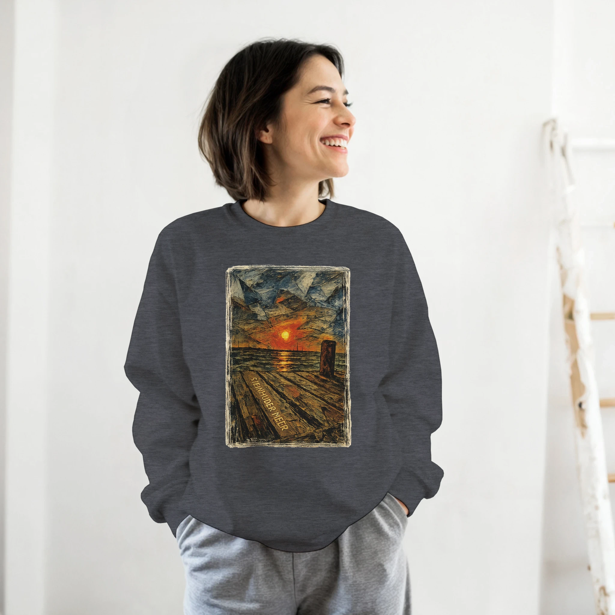 Pullover in Sand mit Motiv „Steinhuder Meer Kunst“