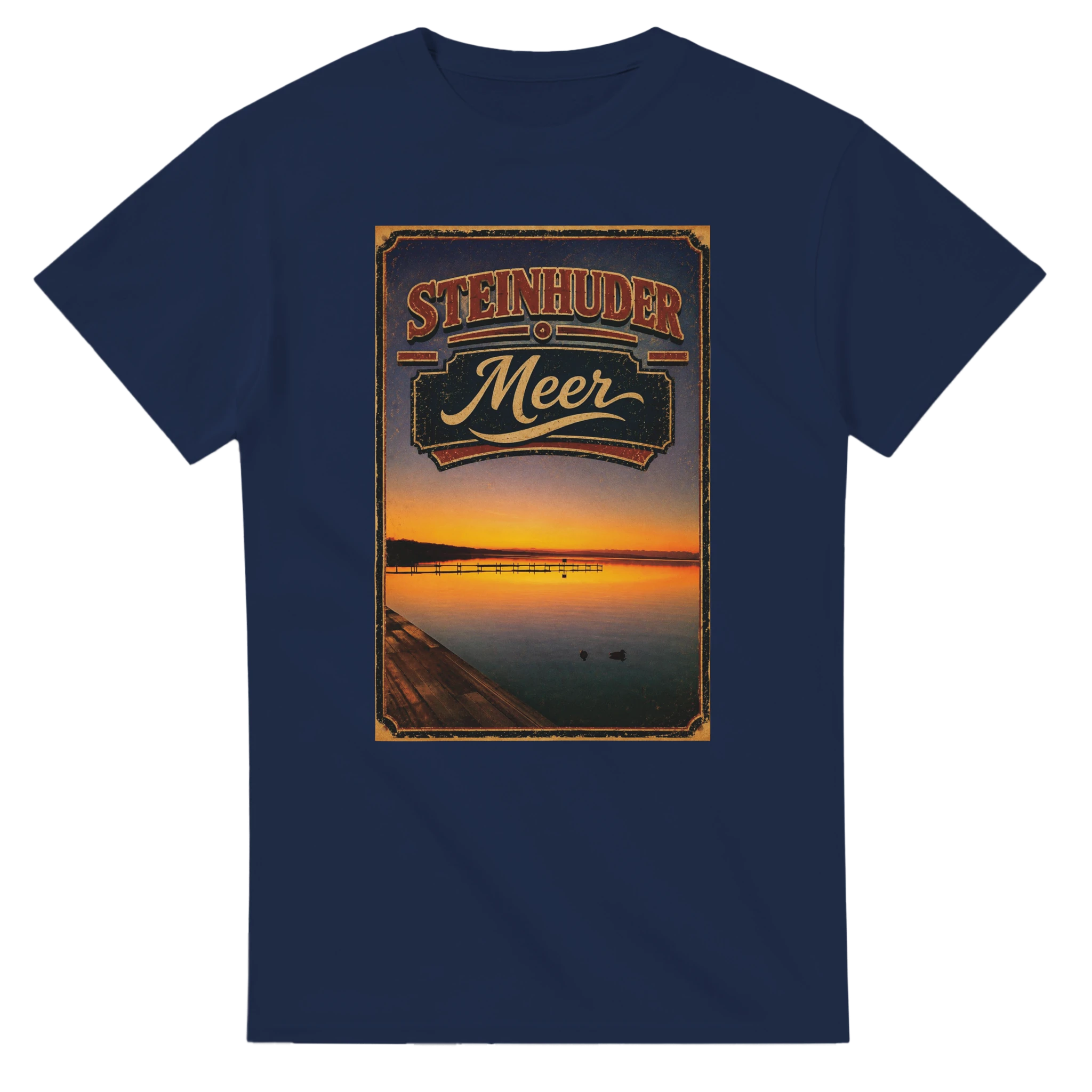 T-Shirt in Weiß mit Motiv „Steg an der Planke“