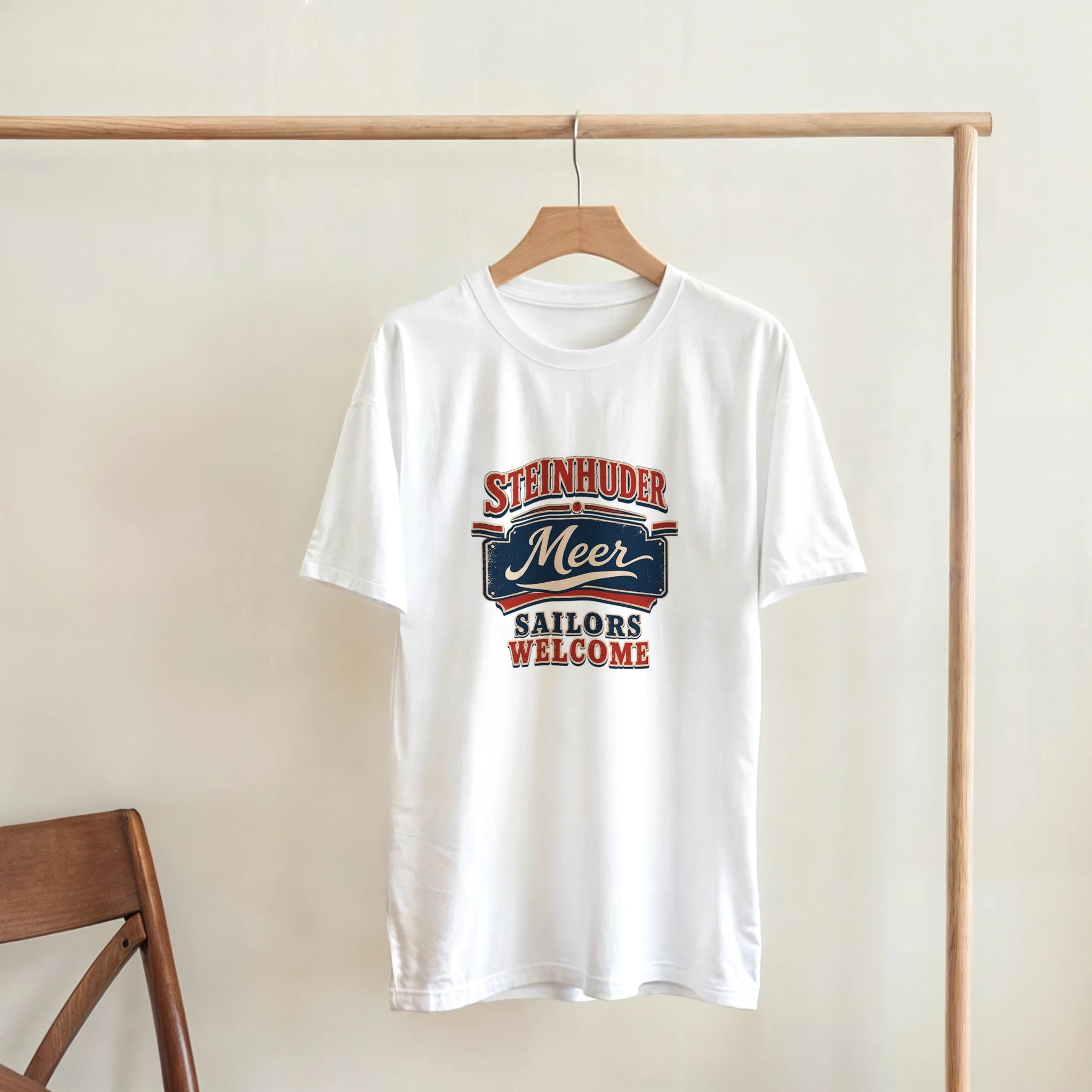 T-Shirt in Natur mit Motiv „Sailors Welcome“