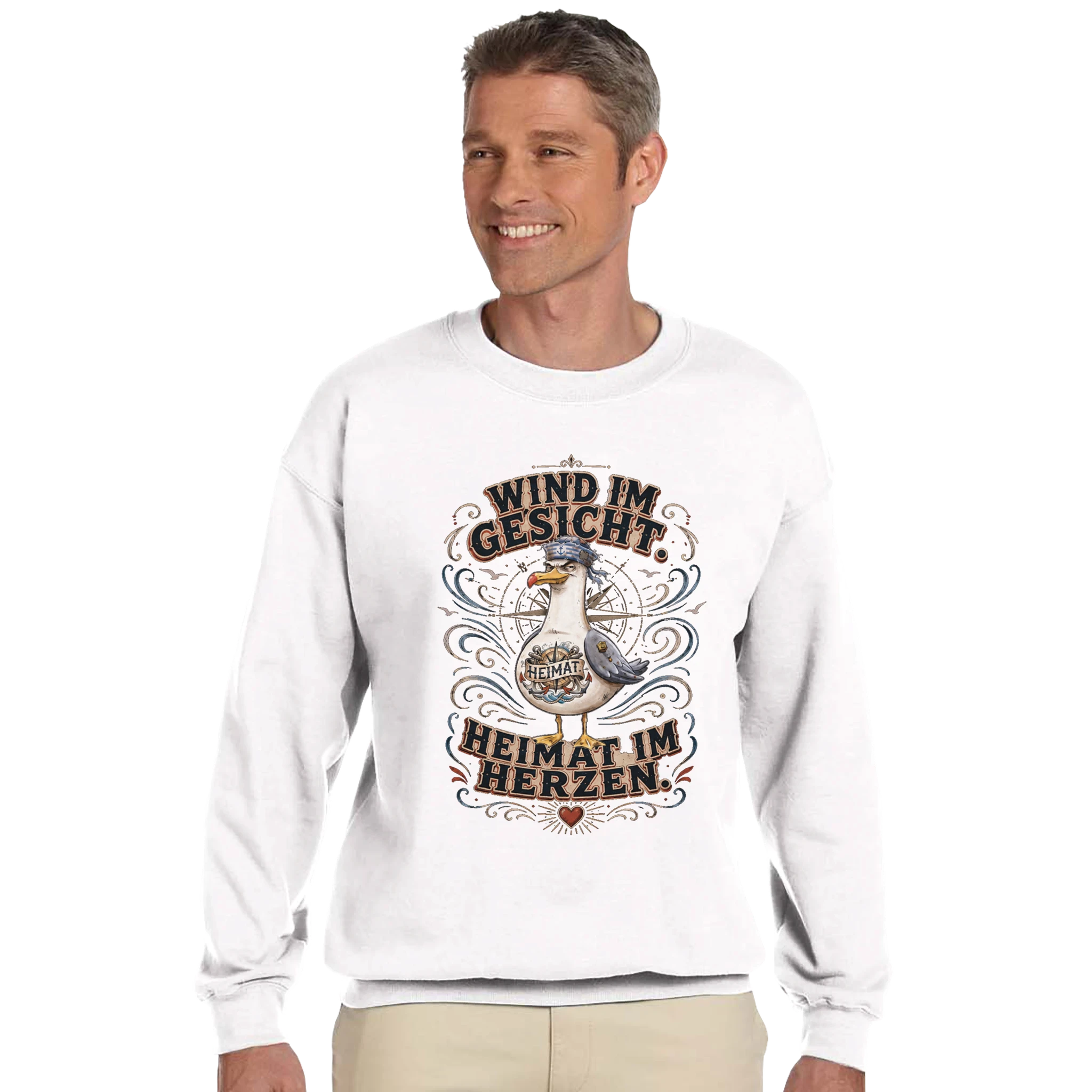Pullover in Sand mit Motiv „Wind im Gesicht. Heimat im Herzen. Möwe“