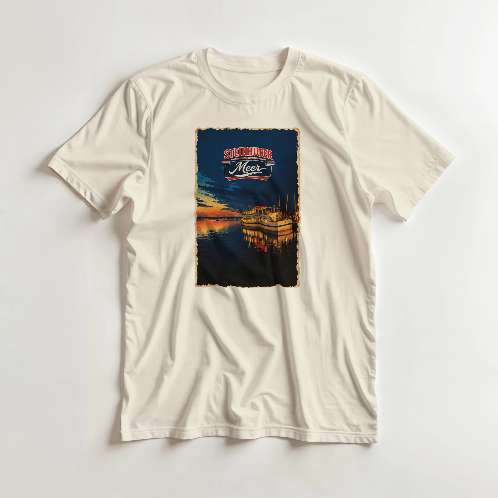 T-Shirt in Natur mit Motiv „MS Steinhude Abendstimmung“