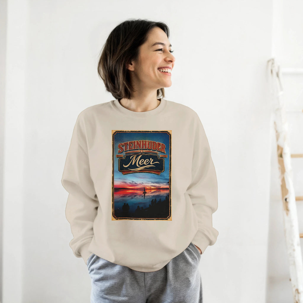 Pullover in Aschgrau mit Motiv „Sunset und Segler am Wilhelmstein – Steinhuder Meer“