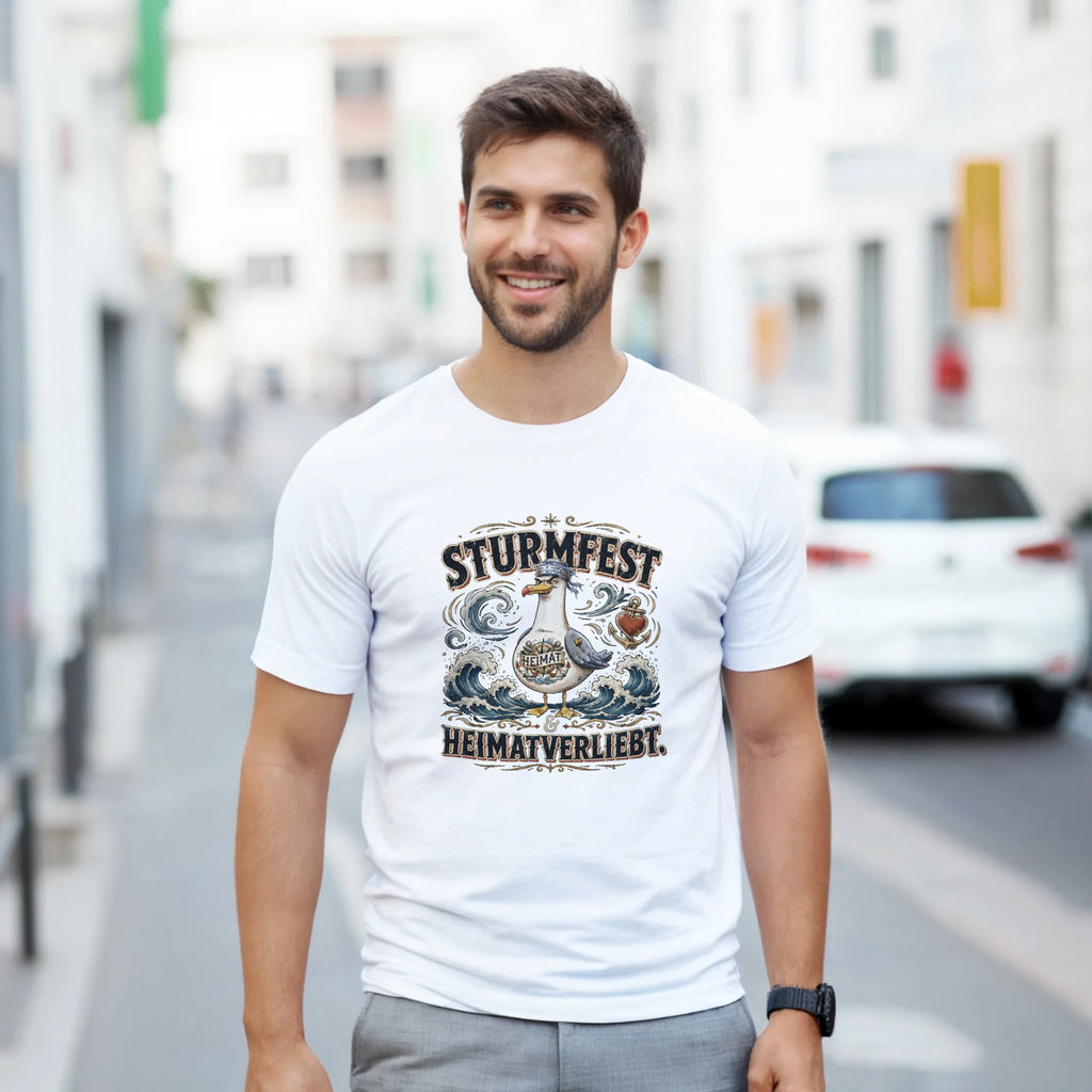 T-Shirt in Natur mit Motiv „Sturmfest & Heimatverliebt Möwe“