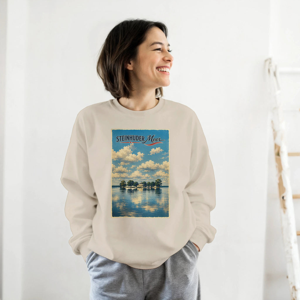 Pullover in Sand mit Motiv „Wilhelmstein im Steinhuder Meer“