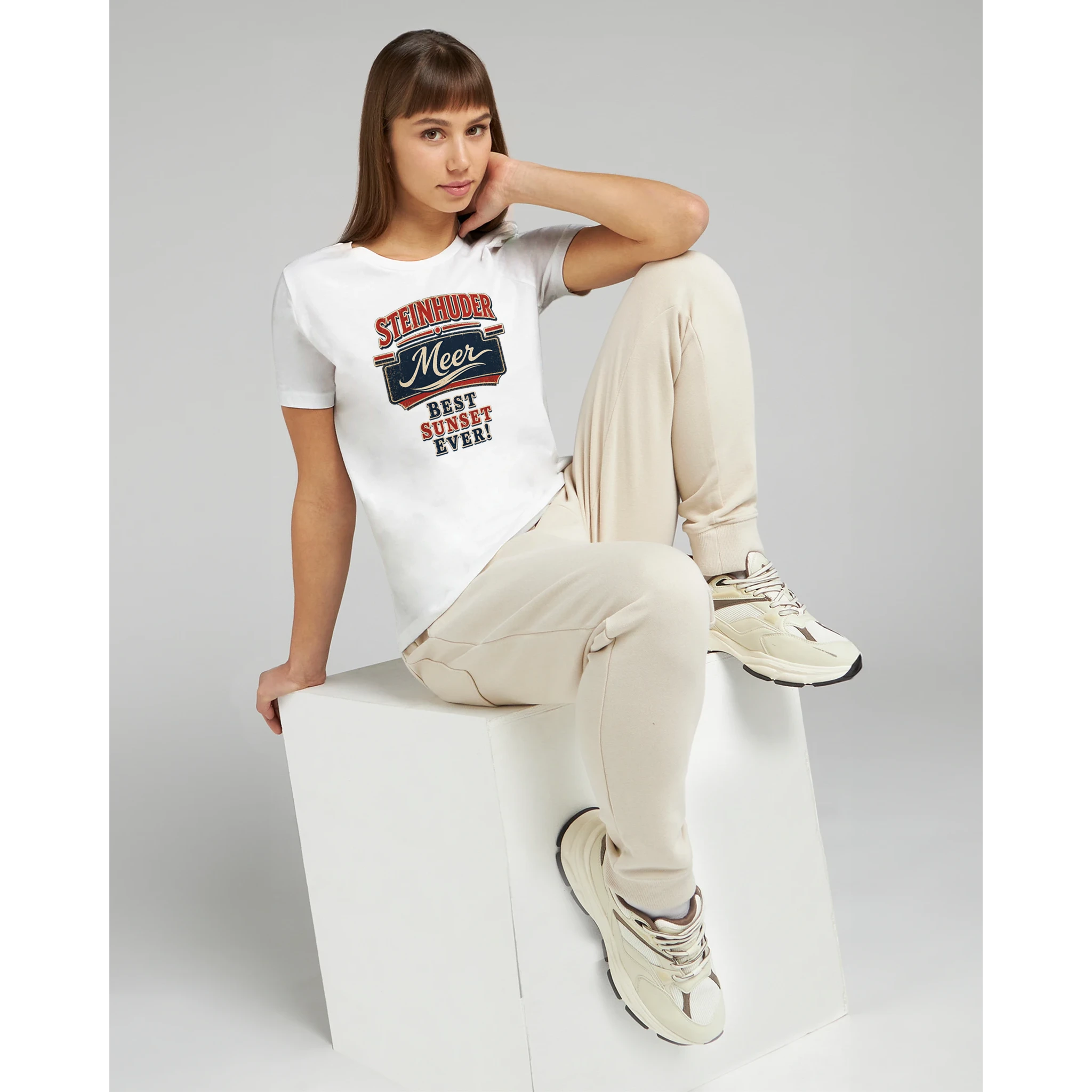 Damen-T-Shirt in Zitronengelb mit Motiv „Best Sunset ever!“