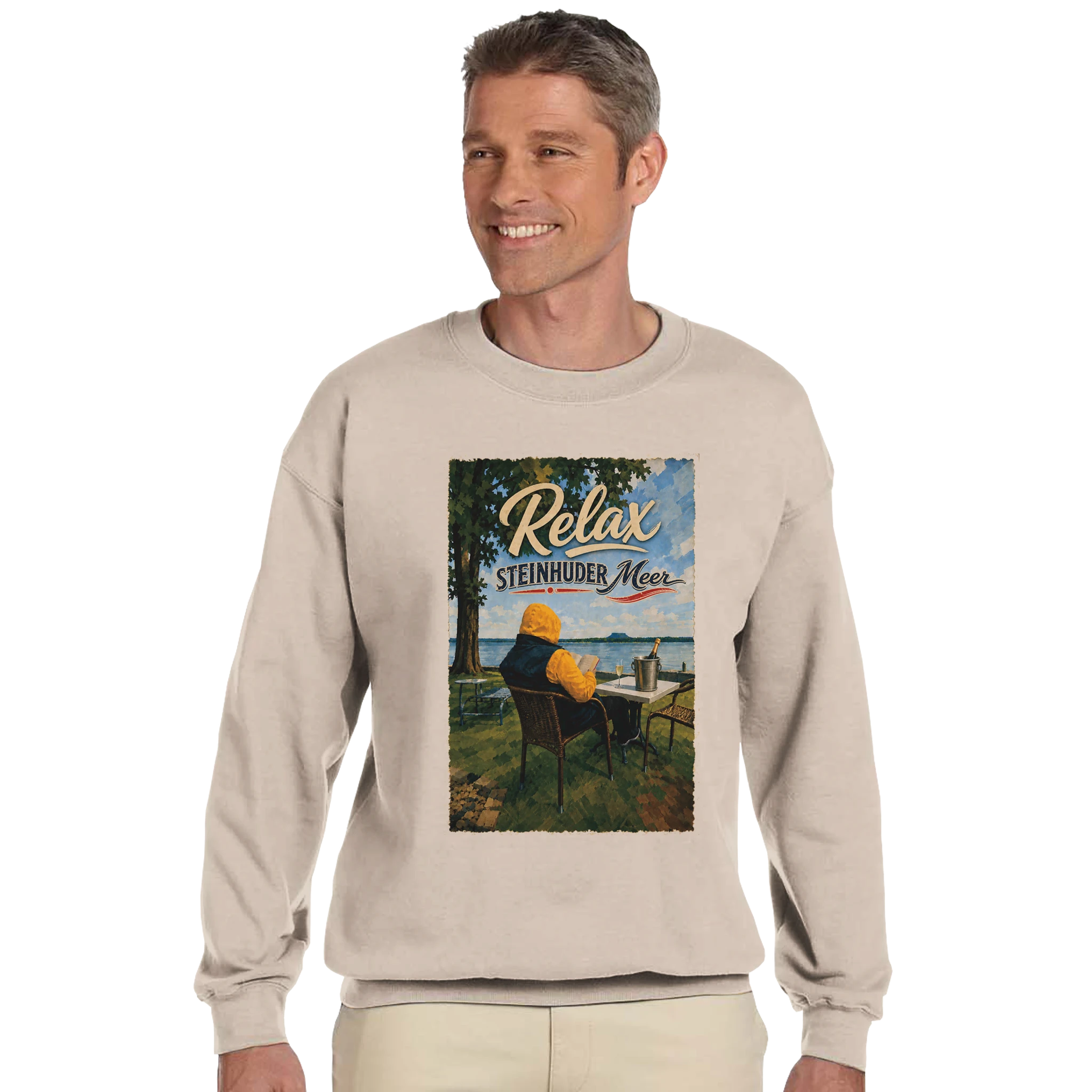 Pullover in Sand mit Motiv „Relax und Champagner“