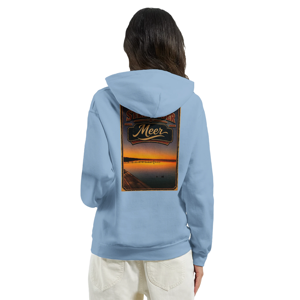 Hoodie in Sand mit Motiv „Steg an der Planke“