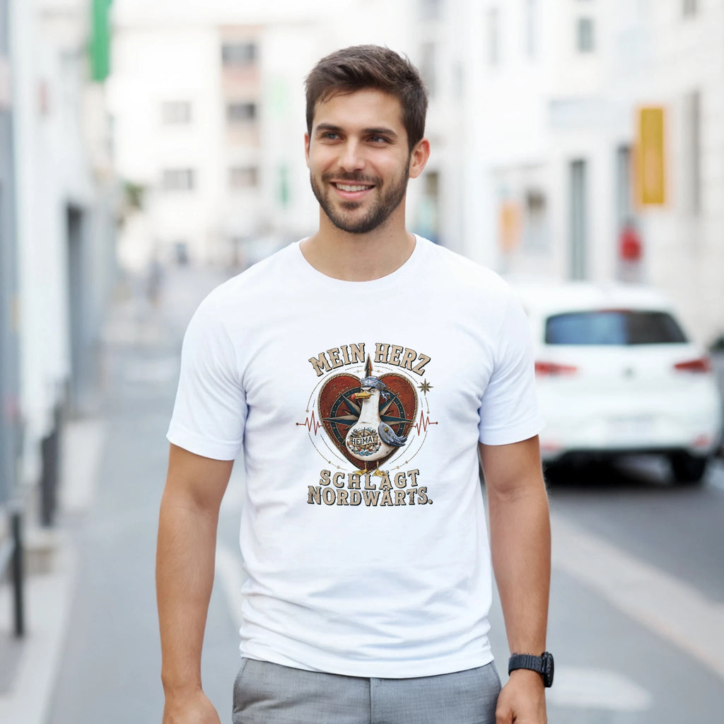 T-Shirt in Sand mit Motiv „Mein Herz schlägt NORDWÄRTS. Möwe“