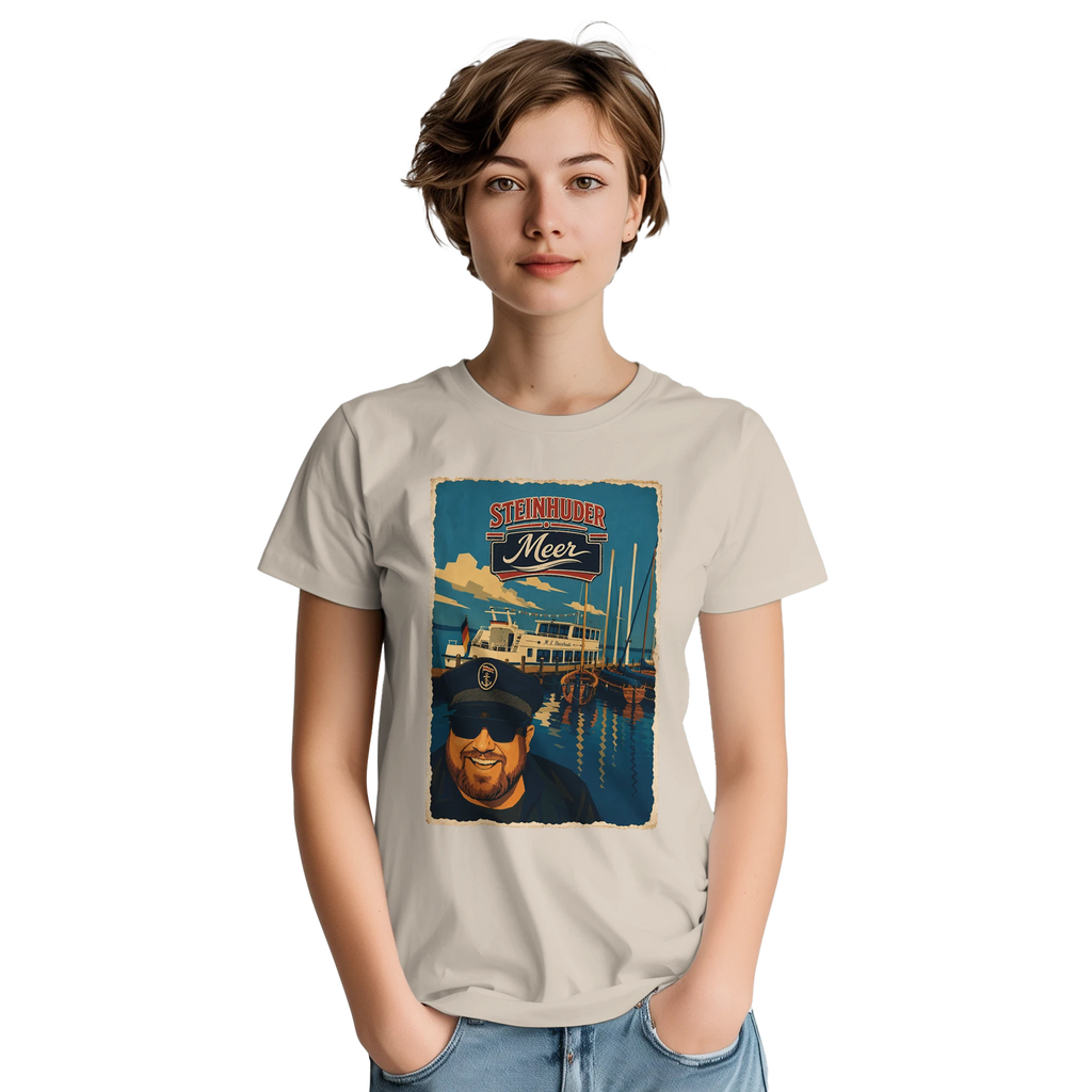 T-Shirt in Natur mit Motiv „Kapitän an Bord“