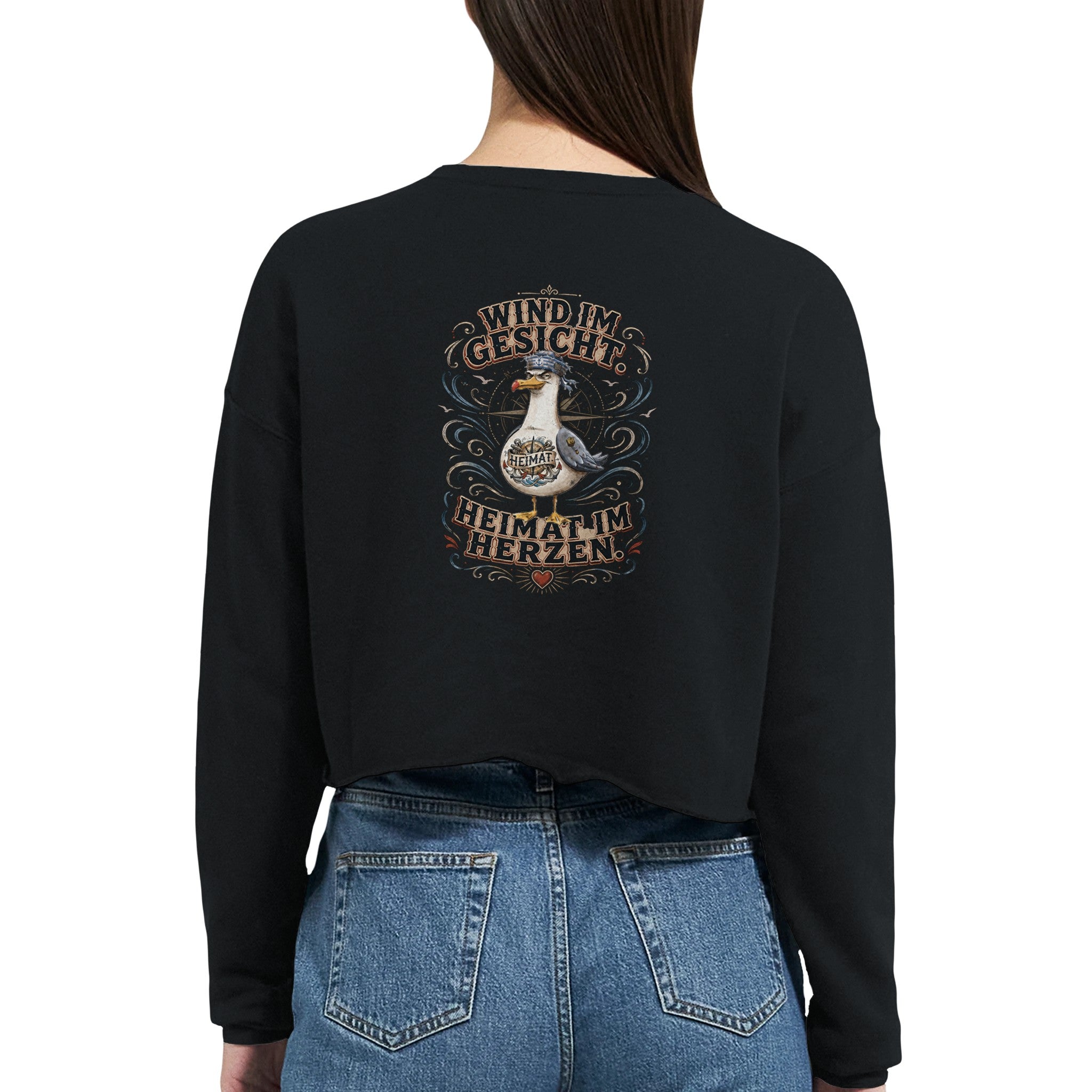 Damen-Pullover in Staubblau mit Motiv „Wind im Gesicht. Heimat im Herzen. Möwe“