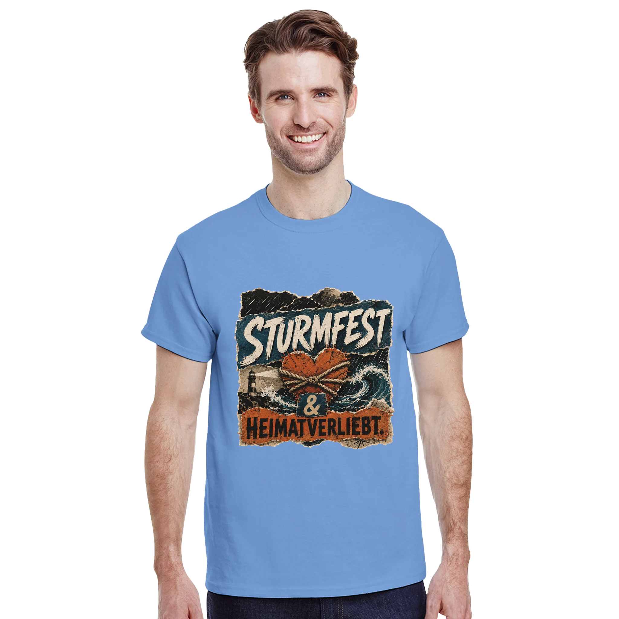 T-Shirt in Sand mit Motiv „Sturmfest & Heimatverliebt.“