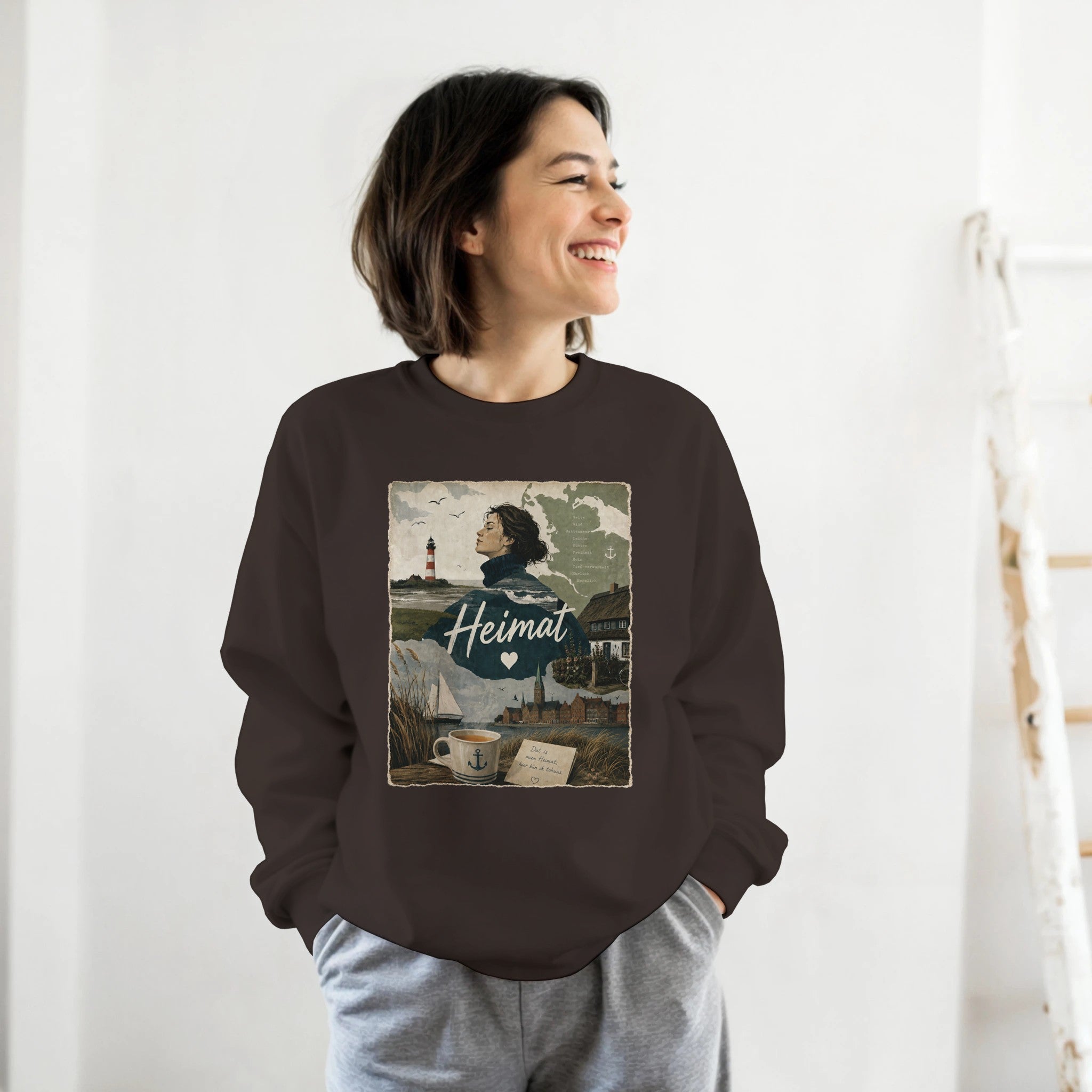 Pullover in Sand mit Motiv „Heimat mit Herz“