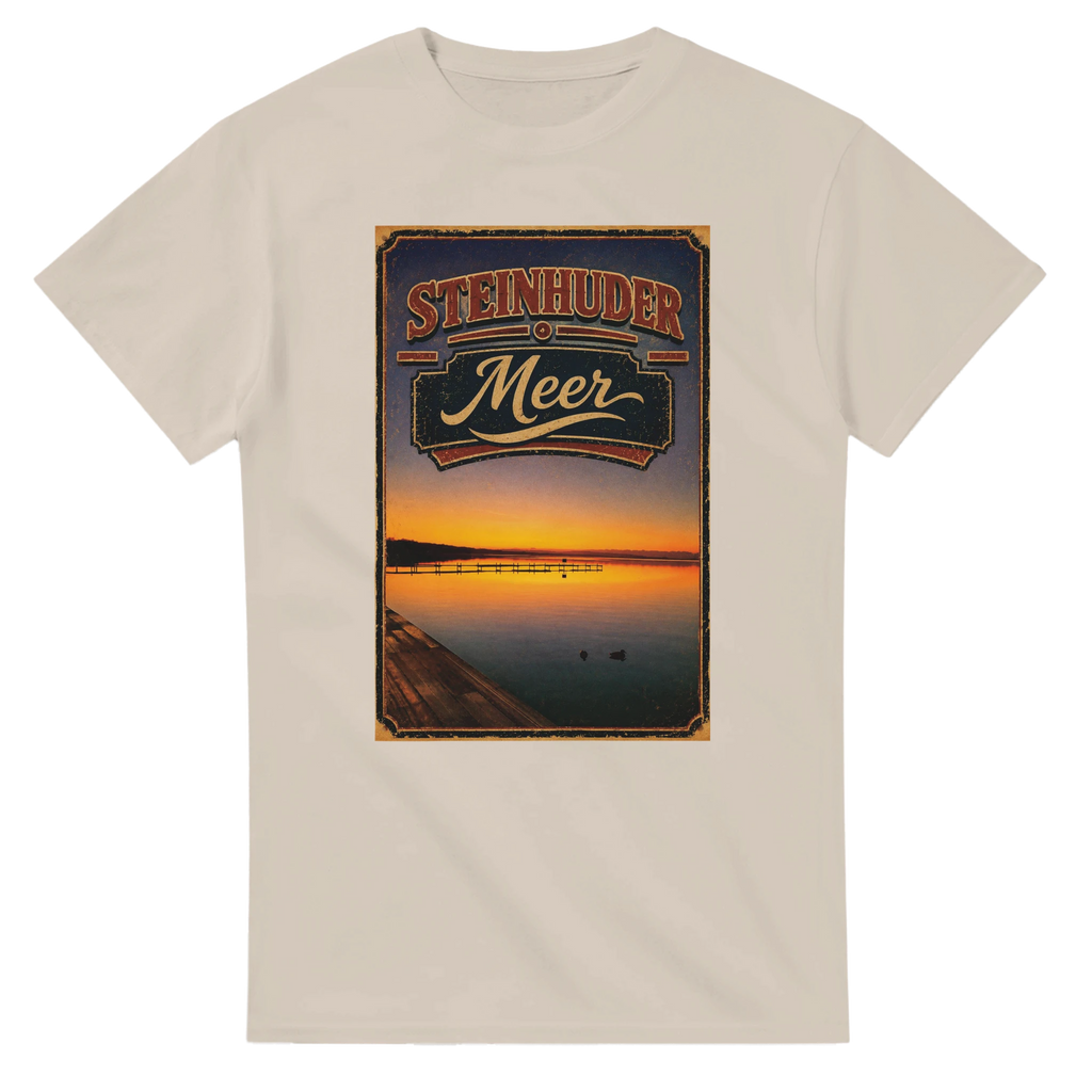 T-Shirt in Natur mit Motiv „Steg an der Planke“