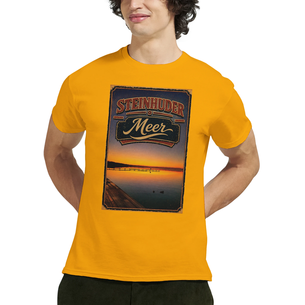 T-Shirt in Sand mit Motiv „Steg an der Planke“