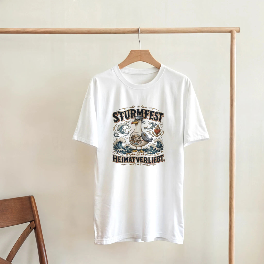 T-Shirt in Natur mit Motiv „Sturmfest & Heimatverliebt Möwe“