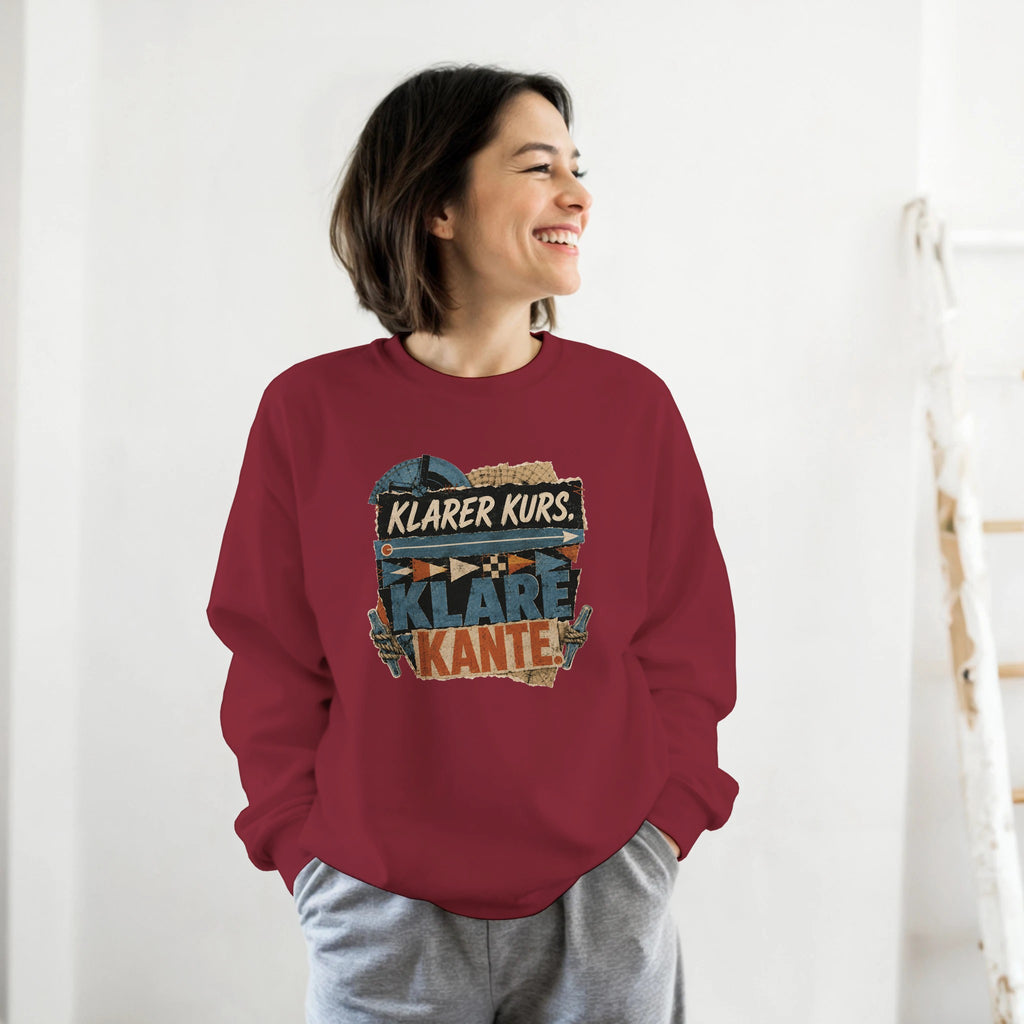 Pullover in Hellrosa mit Motiv „Klarer Kurs. Klare Kante.“