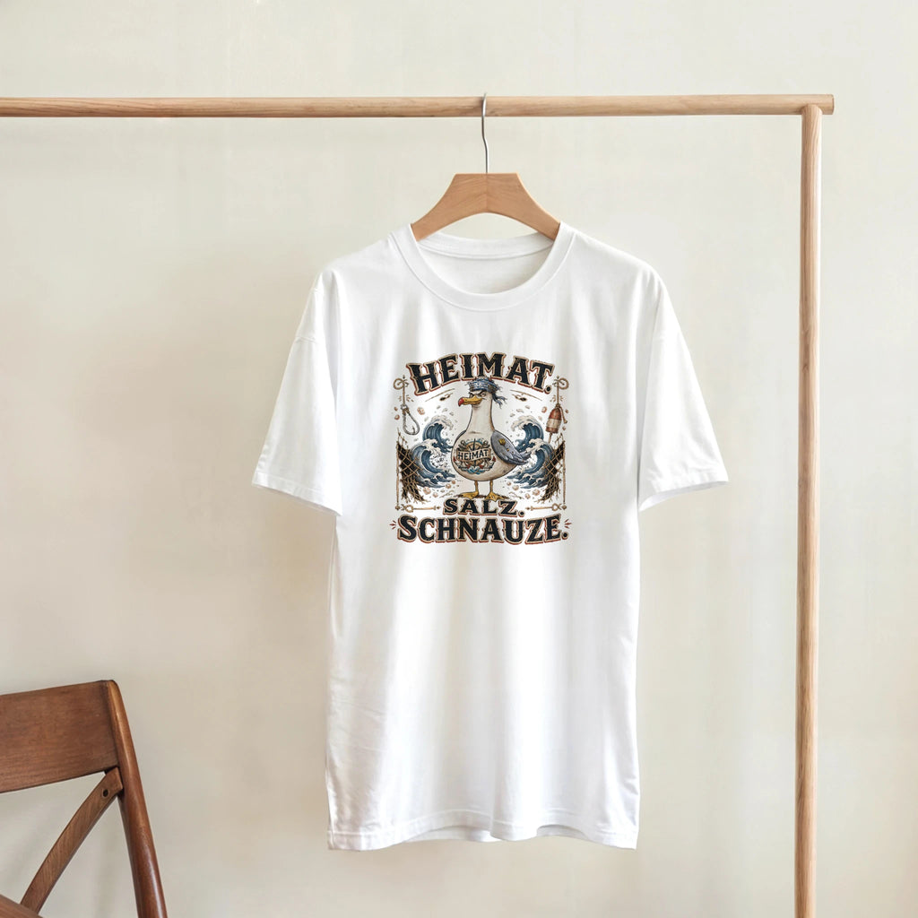T-Shirt in Sand mit Motiv „Heimat Salz Schnauze Möwe“