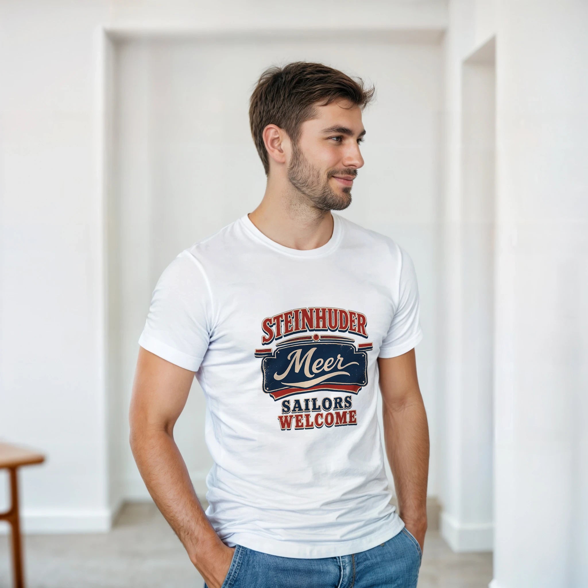T-Shirt in Natur mit Motiv „Sailors Welcome“