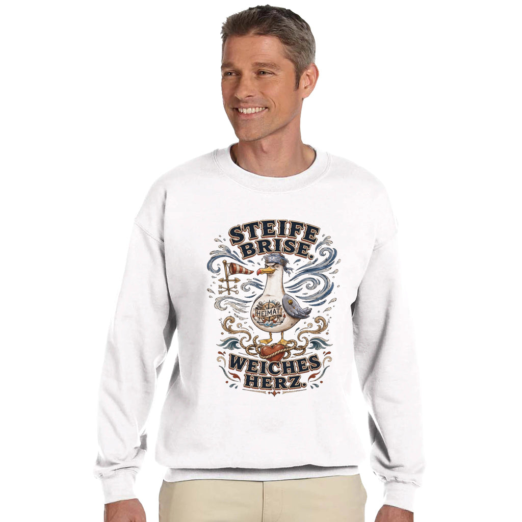 Pullover in Sand mit Motiv „Steife Brise. Weiches Herz.“