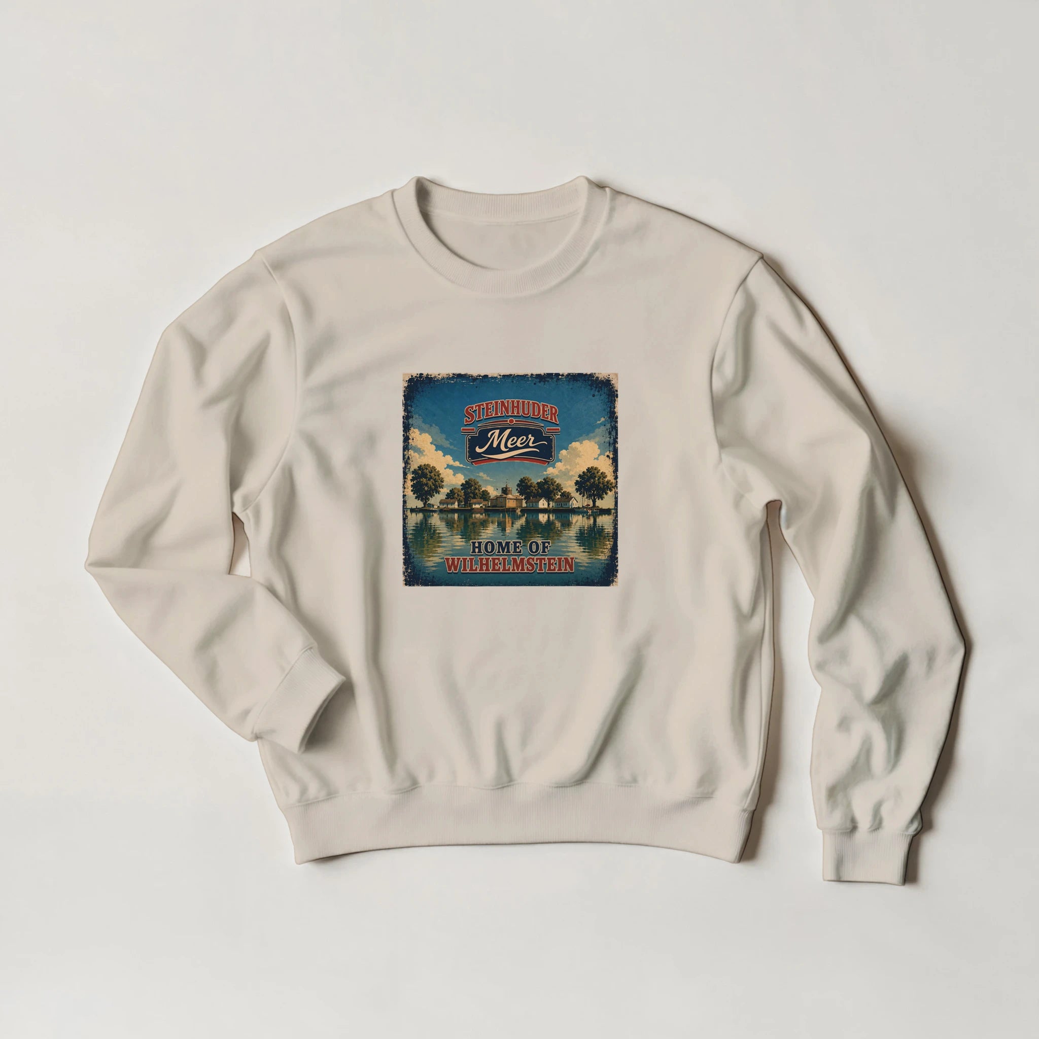 Pullover in Sand mit Motiv „Insel Wilhelmstein“