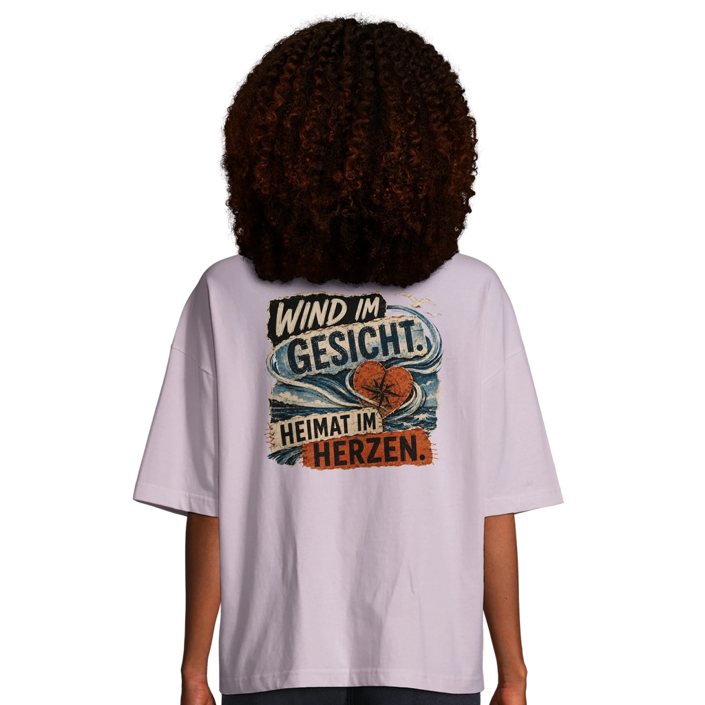 Damen-T-Shirt in Hellgelb mit Motiv „Wind im Gesicht. Heimat im Herzen.“