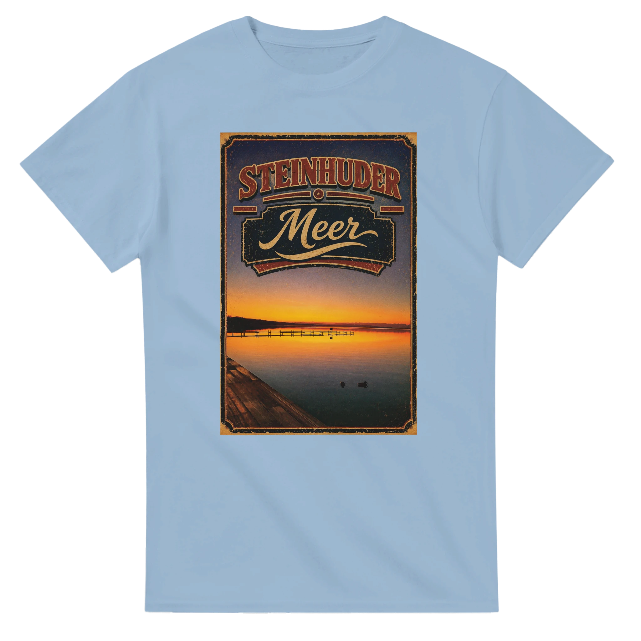 T-Shirt in Weiß mit Motiv „Steg an der Planke“