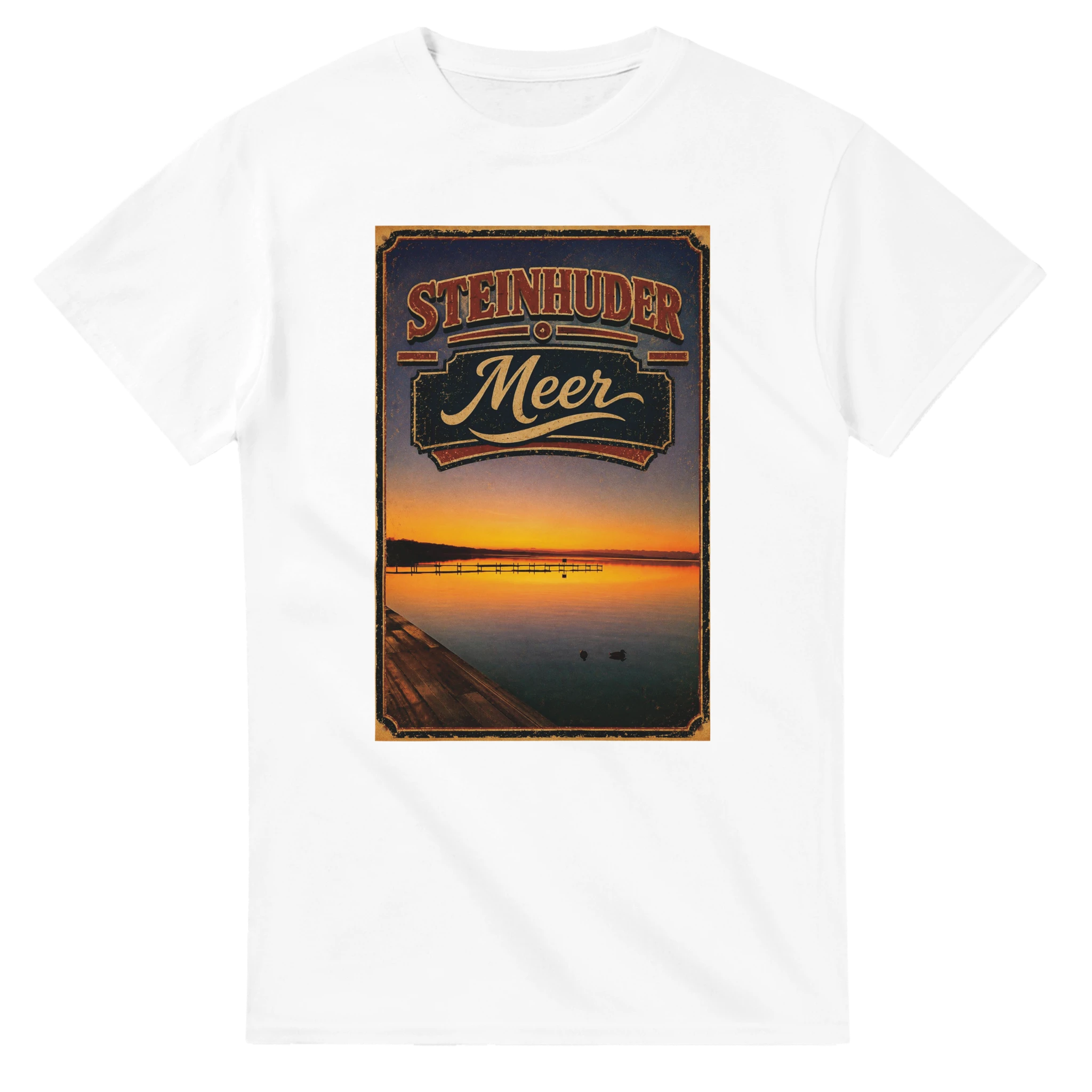 T-Shirt in Weiß mit Motiv „Steg an der Planke“