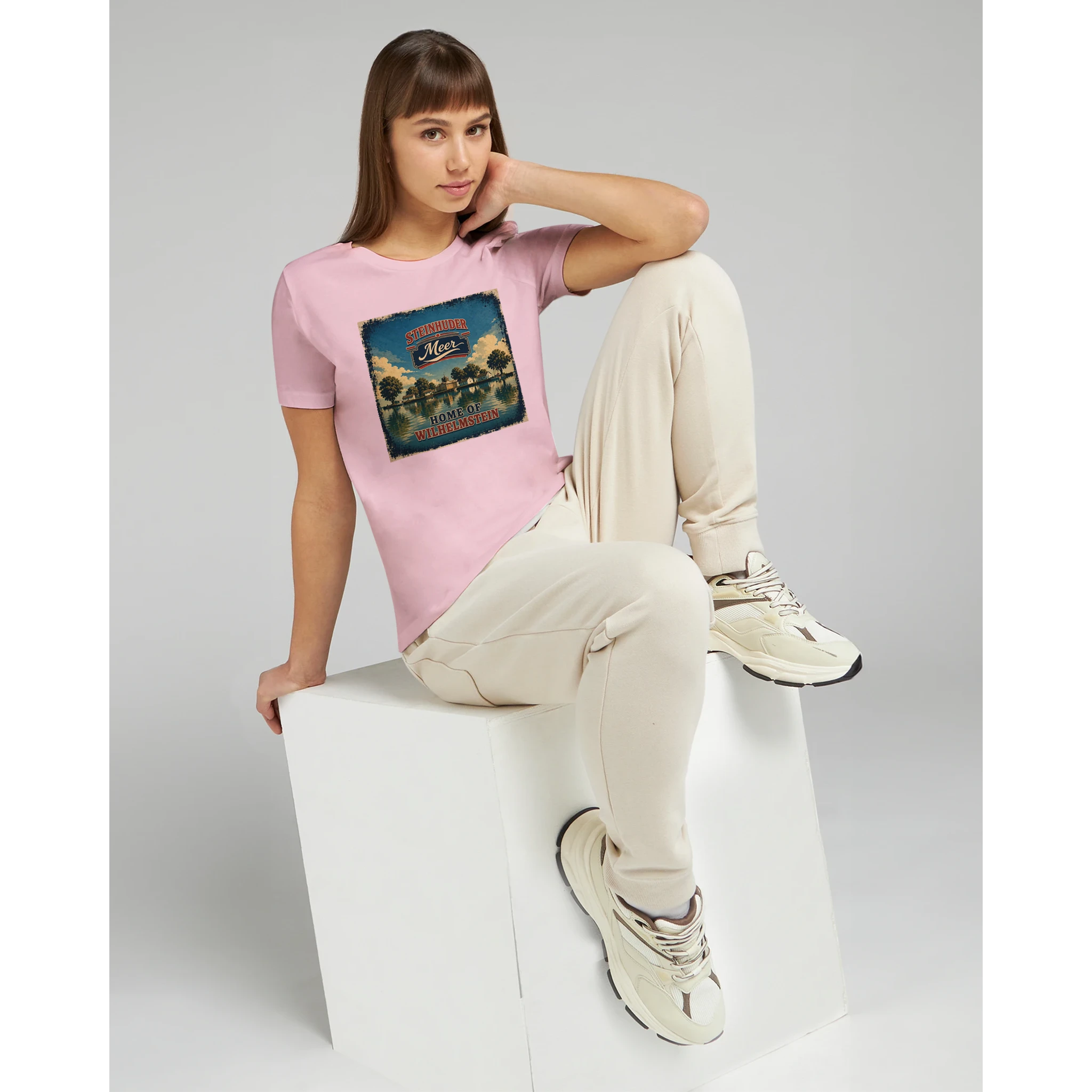 Damen-T-Shirt in Zitronengelb mit Motiv „Insel Wilhelmstein“